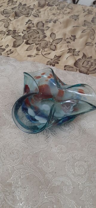 Пепельница( цветное стекло) чехия.