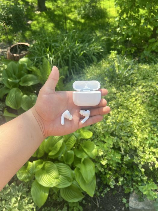 AirPods pro generation 2