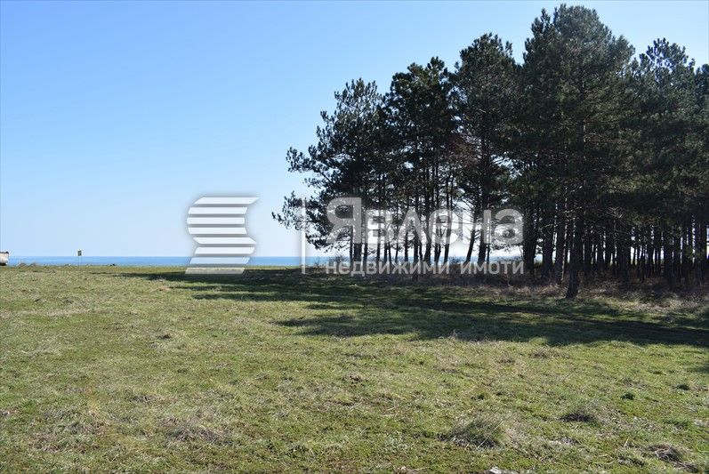 Продава се Парцел в Царево - 4540 кв.м за 30 €/кв.м - Снимка #1