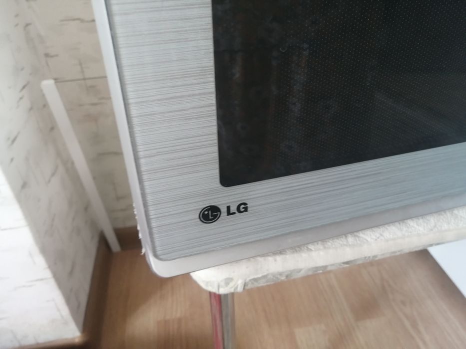 Микроволновка LG