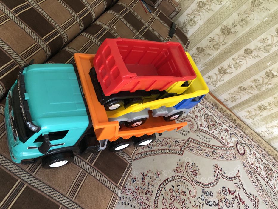 Продам игрушечные комазы
