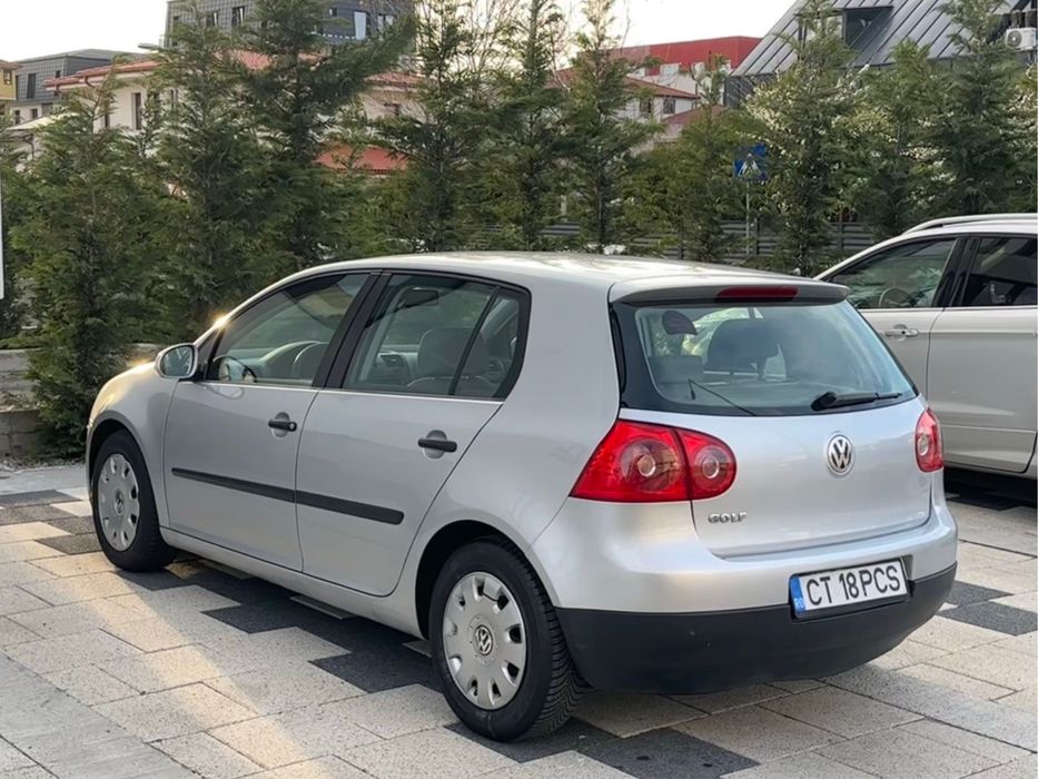 De Vanzare Golf 5 1.4 Benzina {2006}