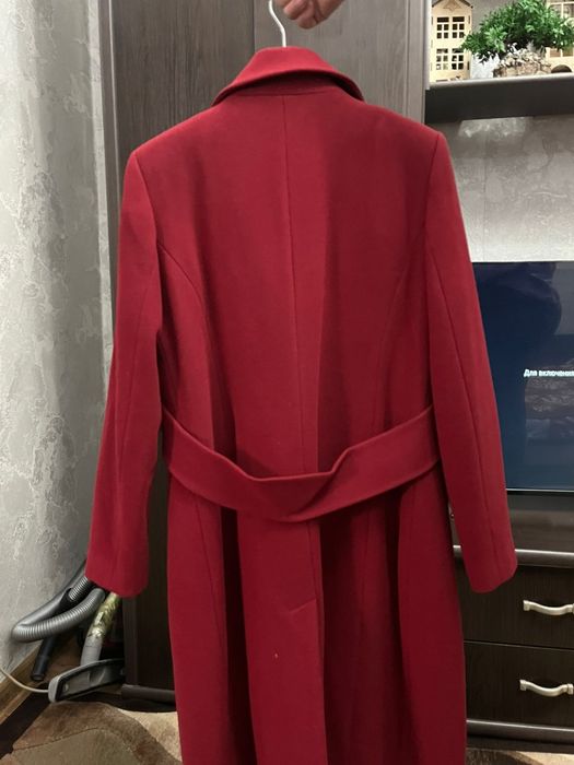 Пальто красное шерсть