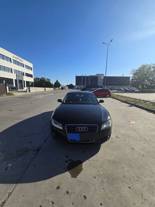 Vând Audi A5 2010 , preț 6000 negociabil!