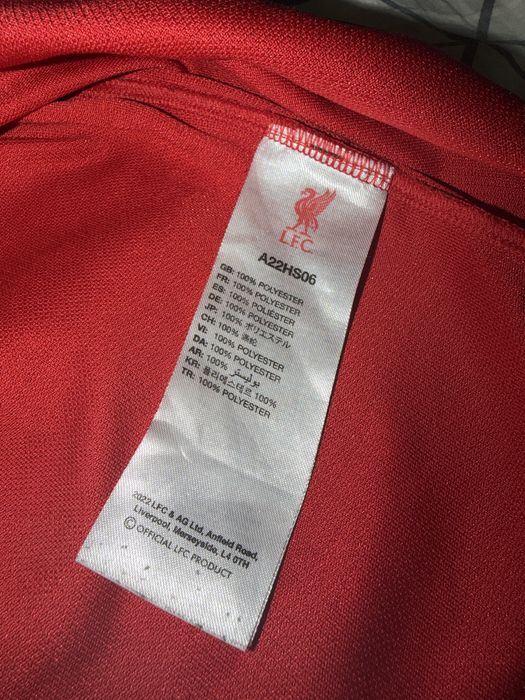 Retro liverpool home kit 1996/1998