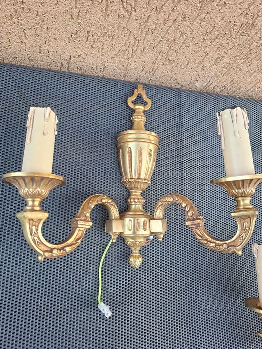 Aplice din bronz