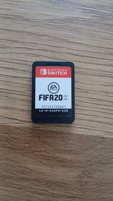 Nintendo swich + FIFA 20  APROAPE NOU