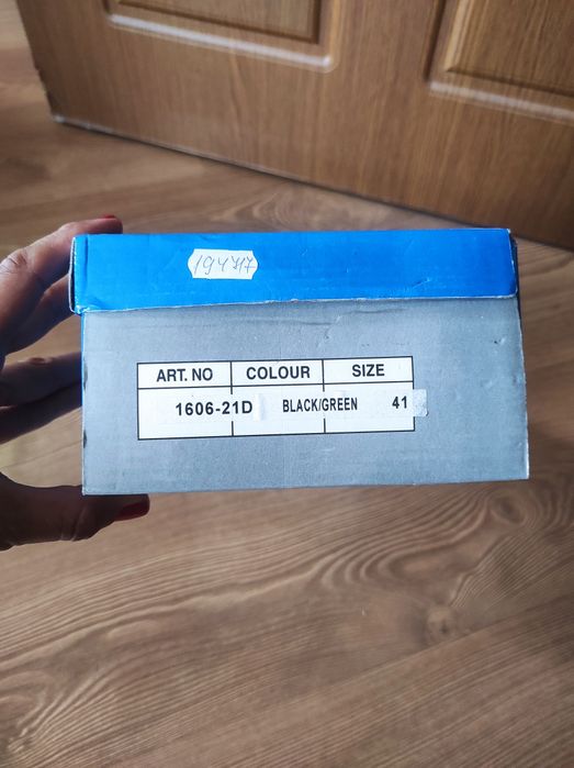 Футболни обувки, размер 41, цена 25 лв