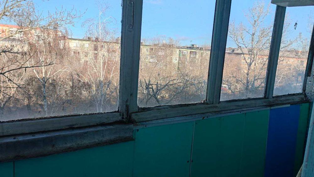 Продам трехкомнатную квартиру