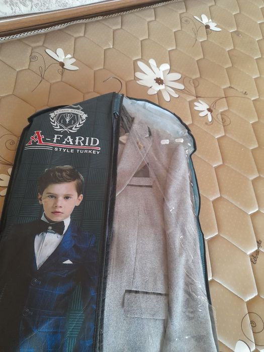 Костюм ШИМ сотилади аккуратно турипти