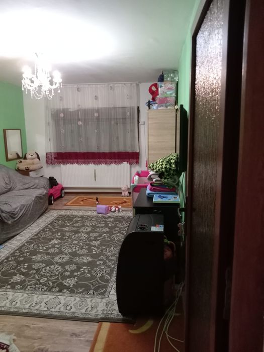 Vand apartament cu 2 camere în vulcan toate taxele la zi cu multe imbunatatiri