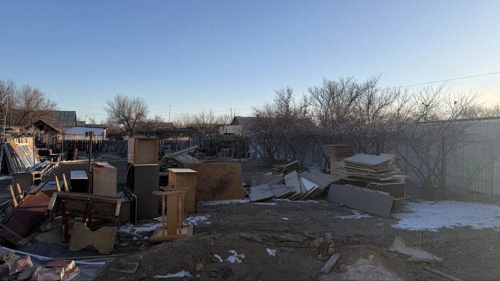 Дрова, двери и окна со стеклом, самовывоз вечером