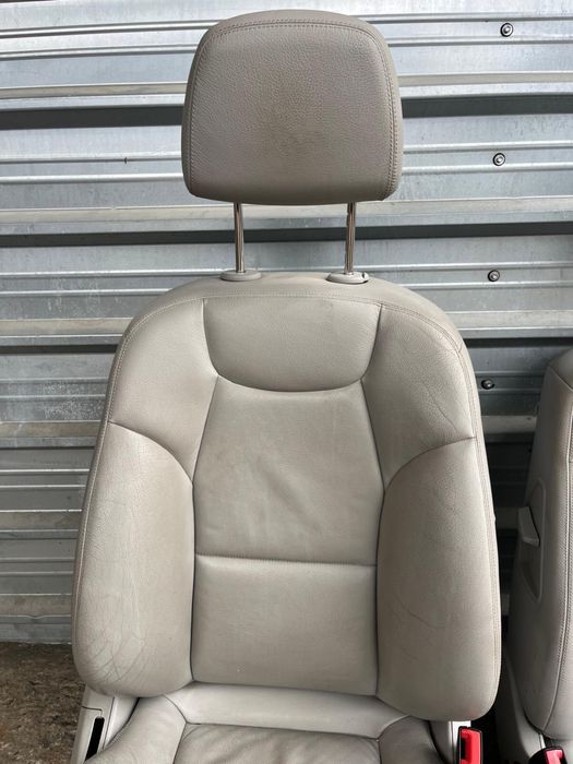 Кожен салон за Mercedes-Benz W204 комби сив подгрев ном 777