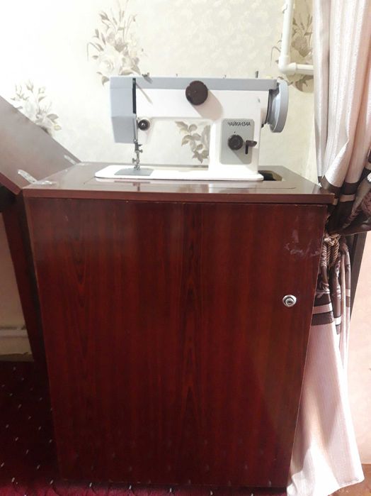 Tikuv mashinasi Chayka 134A yangi xolatda !