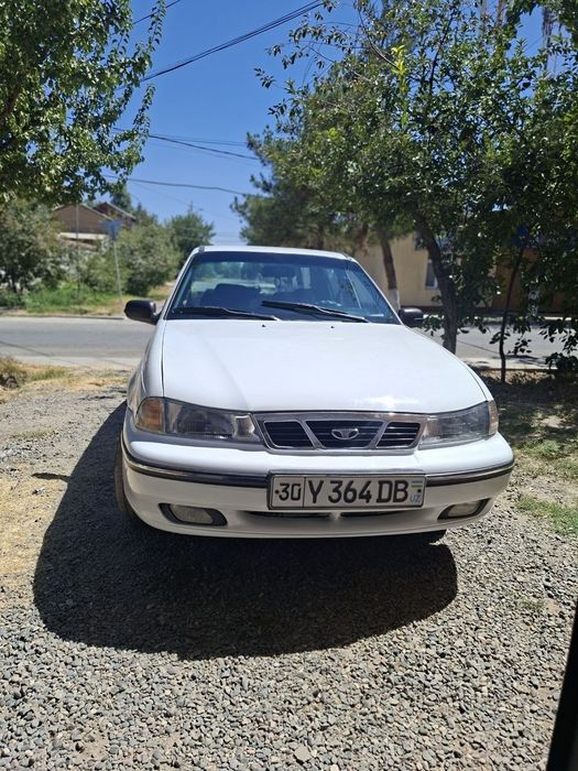 Срочно Нексия Daewoo сотилади. Срочно продаётся нексия белая Daewoo