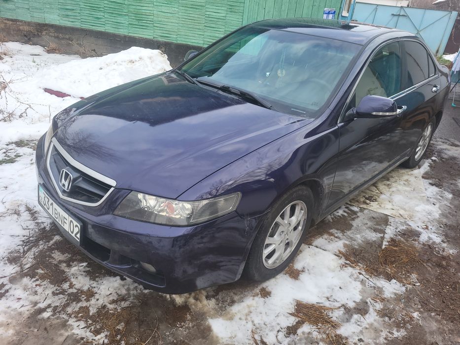 Продам хонда аккорд срочно