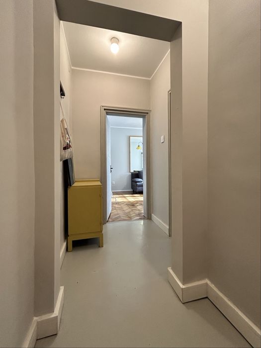 Proprietar inchiriez garsoniera Piata Muncii