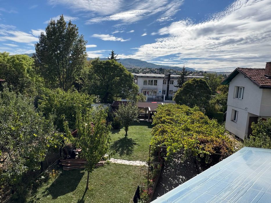 Продава се Етаж от къща в Банкя - 72 кв.м за 3473 €/кв.м - Снимка #12