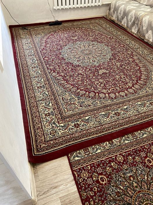 Продам КОВРЫ 50.000 тг Два Ковра