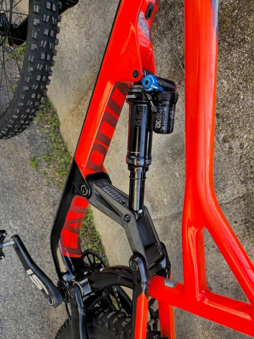 Ендуро Карбонов Cannondale Jekyll 27.5 L размер Перфектен 1x11 XT, FOX