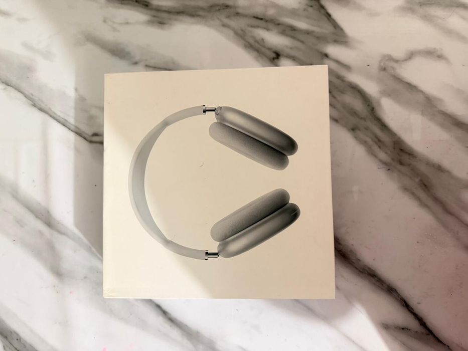 Наушники Эйрподс макс