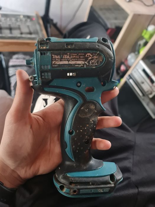Jumatate dintr o carcasa makita BHP452 (partea stanga)