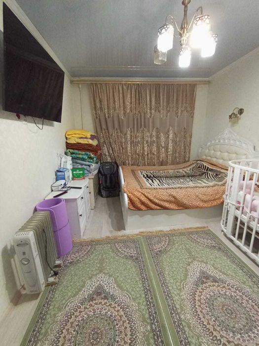 Продаётся 2 - комнатная квартира в районе ДСК