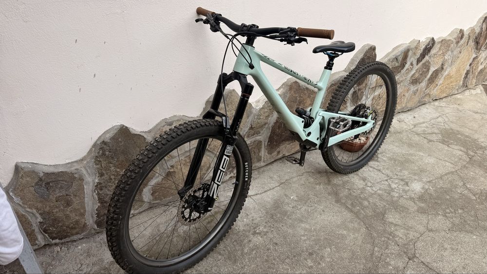 De vanzare bicicleta carbon SCORE 4060