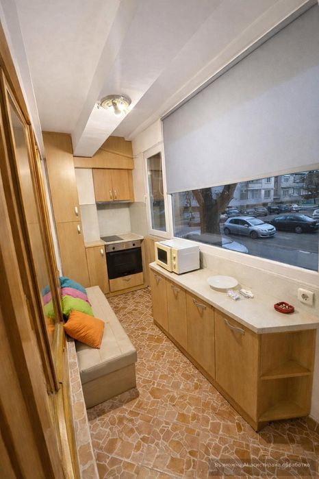 Дава се под наем Тристаен апартамент в Пловдив, Кършияка - 90 кв.м за 483.48 € - Снимка #3