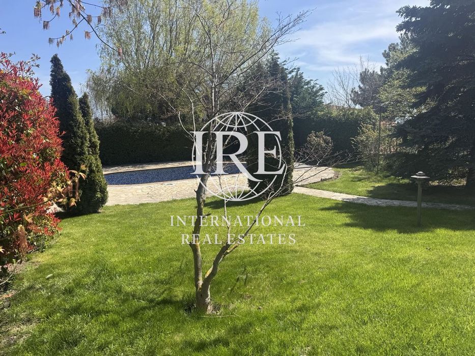 Дава се под наем Двустаен апартамент в Варна, Бриз - 75 кв.м за 448.8 € - Снимка #8