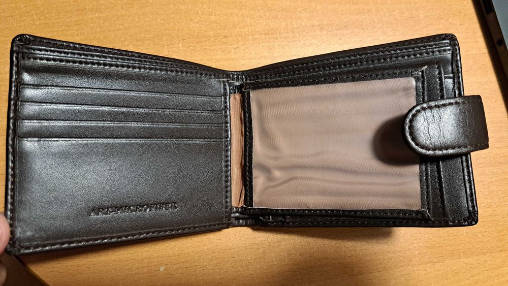 Нов кожен портфейл