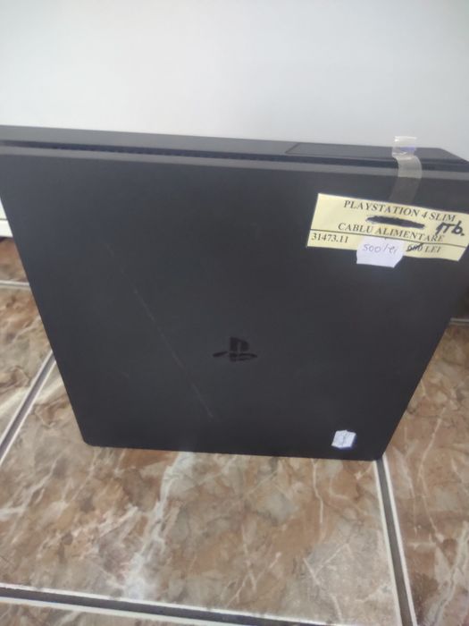 PS4 Slim 1Tb (efn)