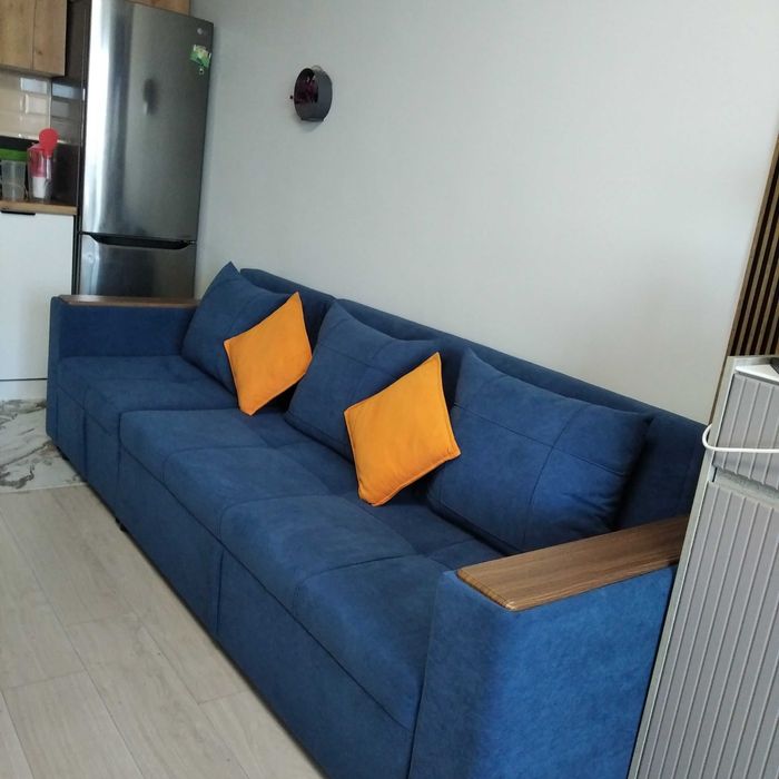 Продам диван. В отличном состоянии.