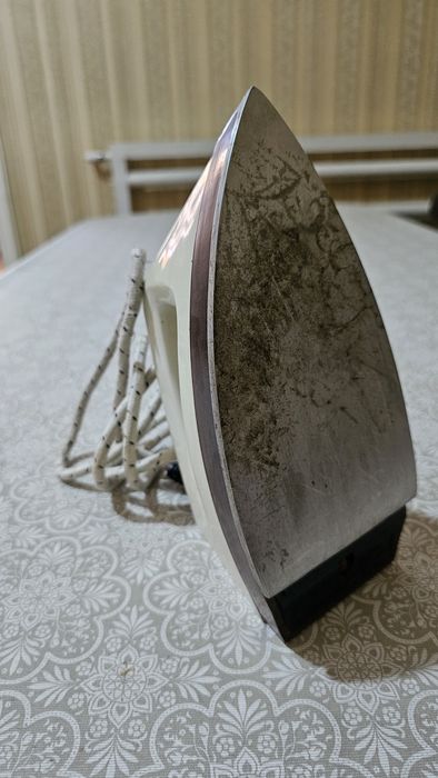 Утюг советский рабочий