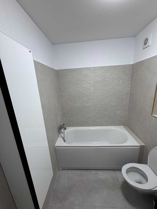 Apartament 3 camere 7 minute metrou Berceni de inchiriat
