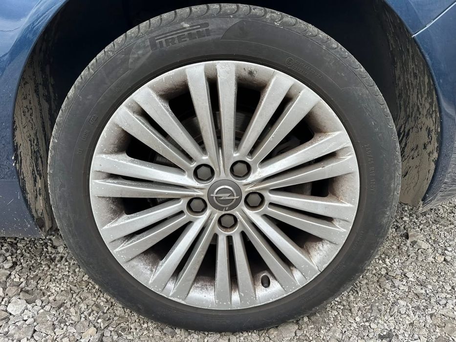 OPEL INSIGNIA 2012г. 2.0D bi-turbo 194к.с.