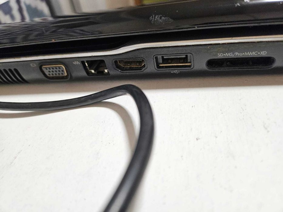 Ноутбук HP Compaq (не включается)