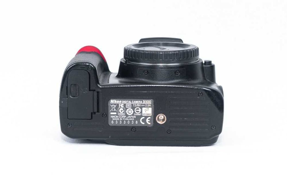 Nikon D3000 - BODY - Defect