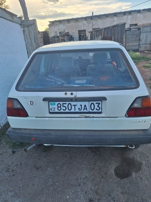 Срочно продаётся машина.  Состояние хорошее