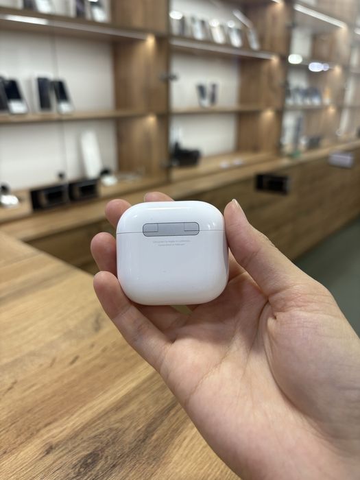 Apple Airpods 4