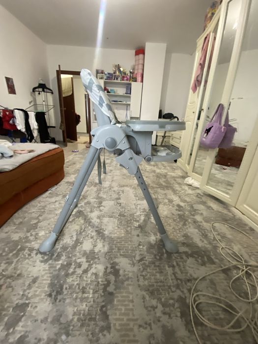 Стол детский в хорошее состояния