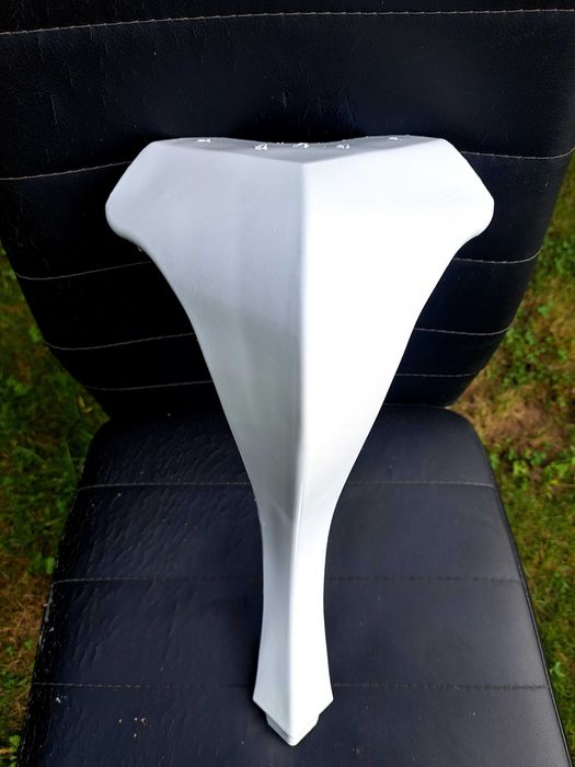 Стилни крака за маса