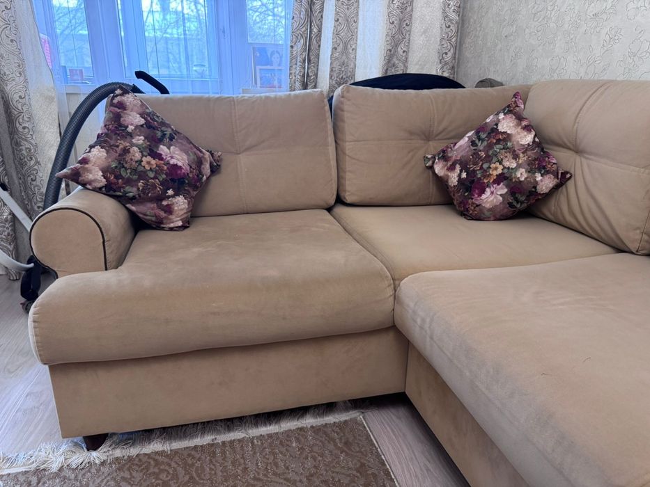 Продам диван в отличном состоянии