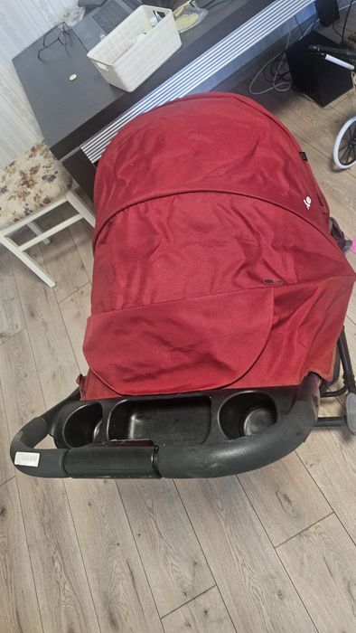 Пррдам коляску Joie