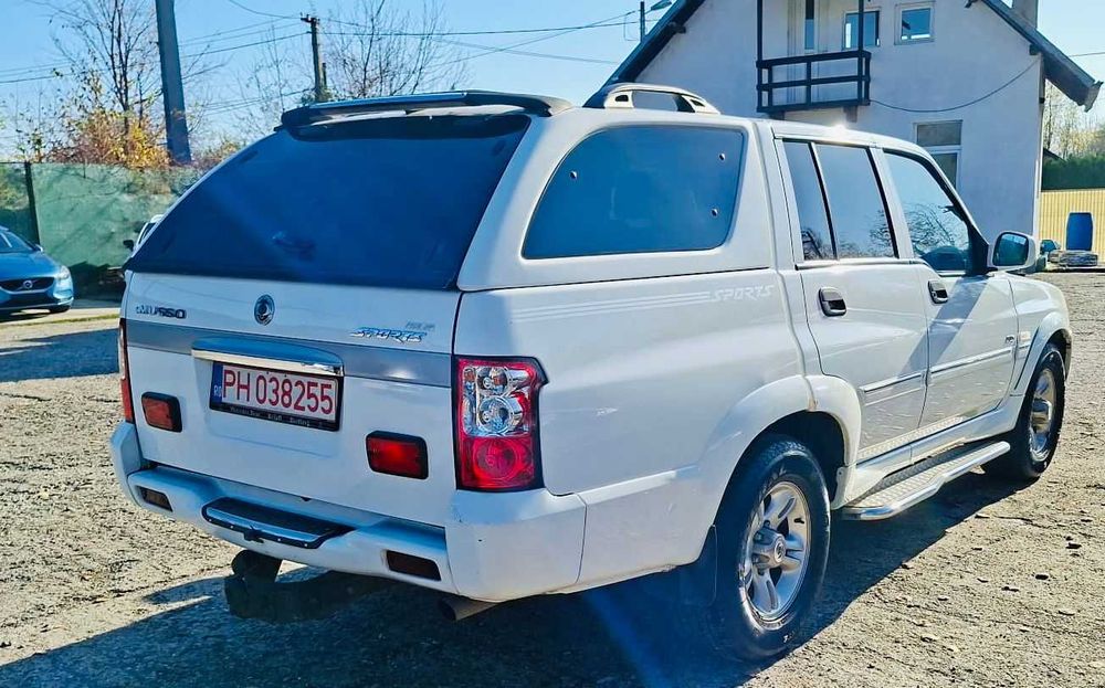 Vând Ssangyong Musso Sports