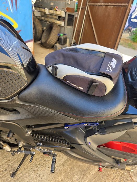 BMW S1000RR si S1000R diferite piese