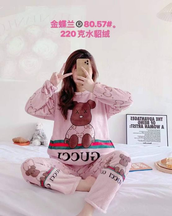 Пижама плюшевая Пекин скидка