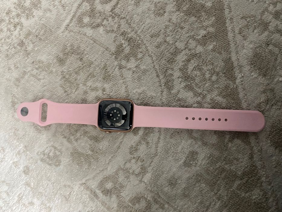 Apple Watch 6 44m