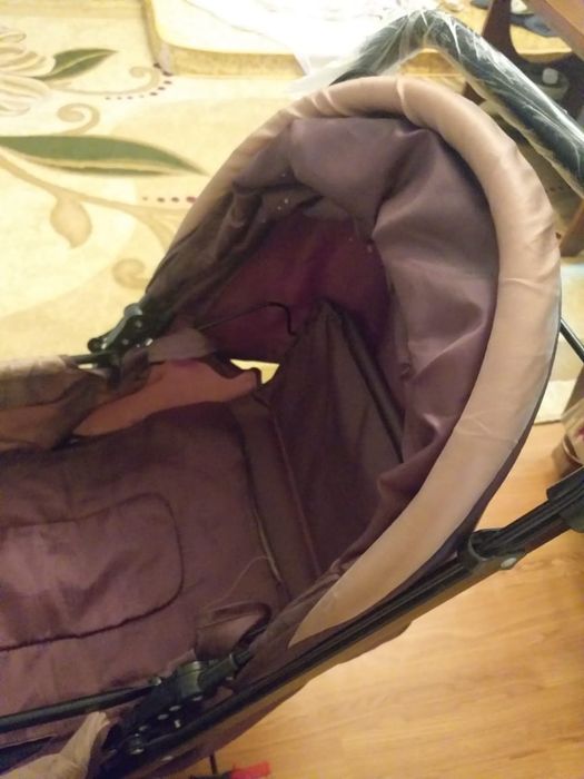 Продам коляску в хорошем состоянии