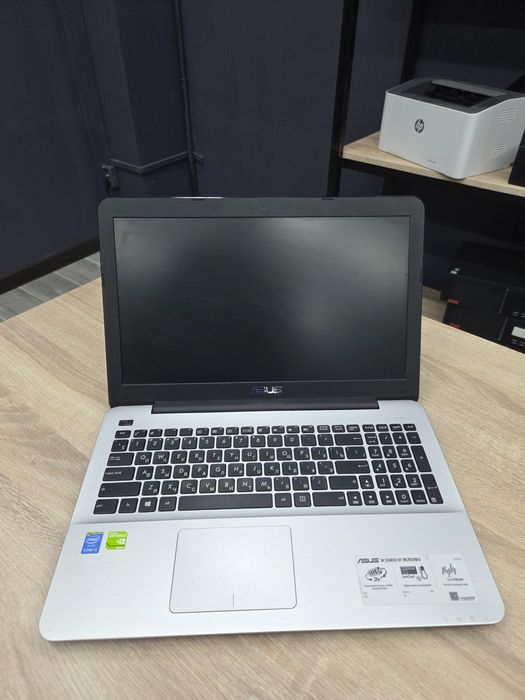 Asus x555l core i3
